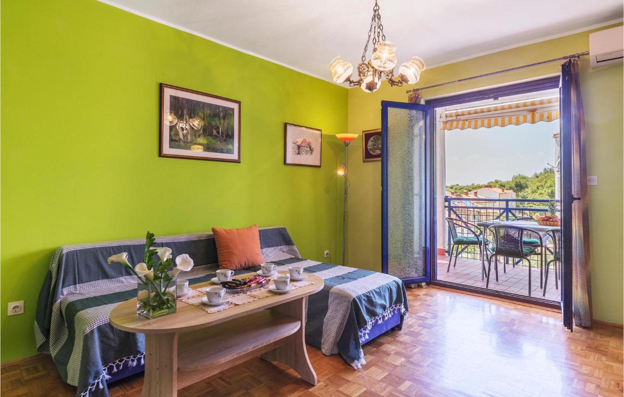 Gorgeous Apartment In Pula With House Sea View Екстериор снимка