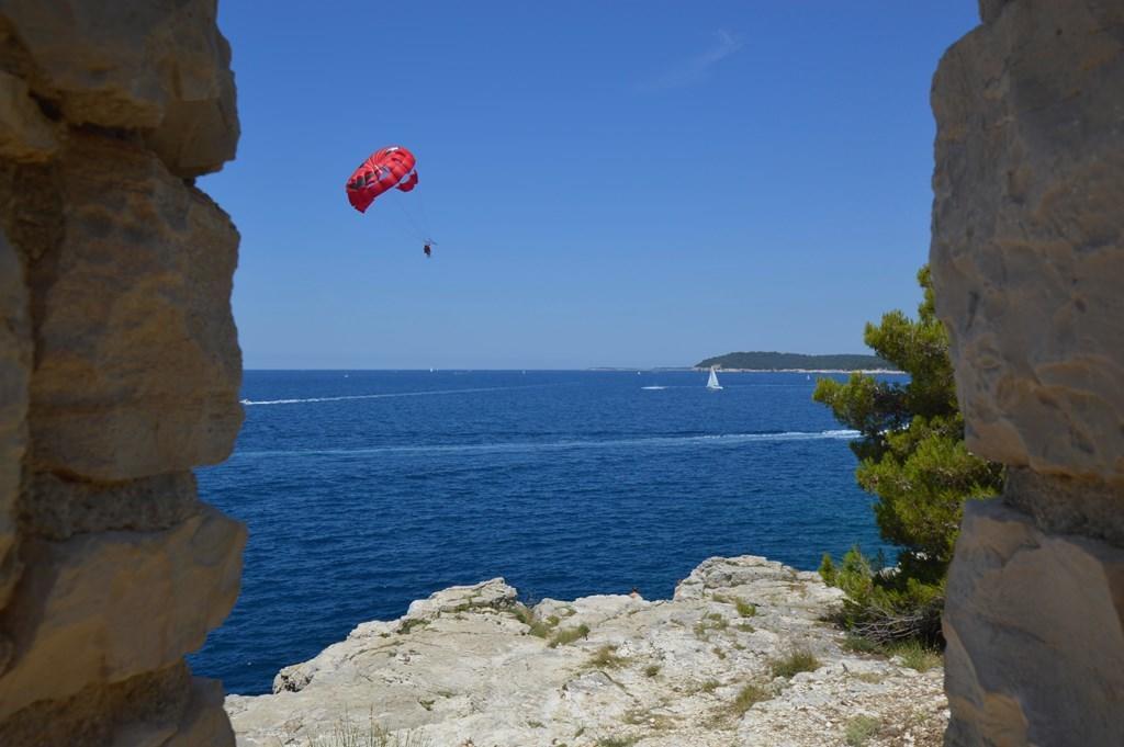 Gorgeous Apartment In Pula With House Sea View Стая снимка
