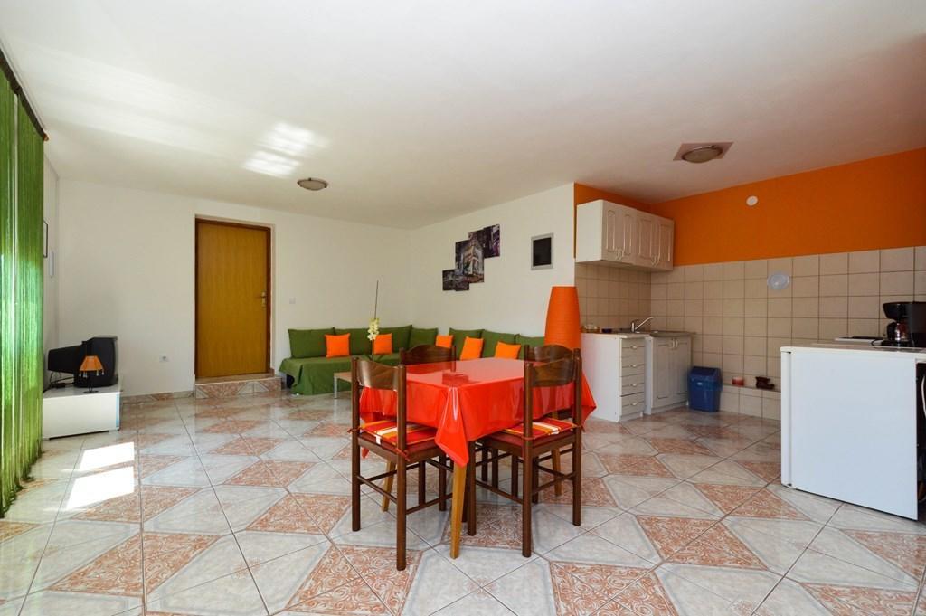 Gorgeous Apartment In Pula With House Sea View Стая снимка